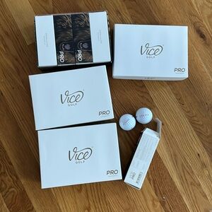 Vice pro Mother’s day golf balls NWT